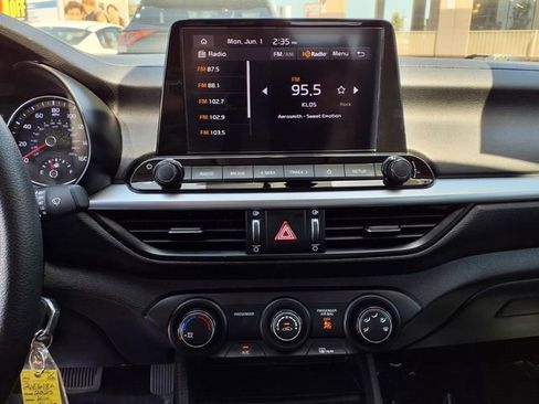 Used 2023 Kia Forte LXS FWD image 20