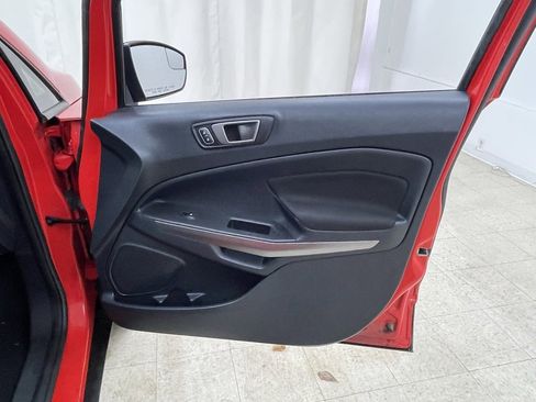 Used 2020 Ford EcoSport SE image 10