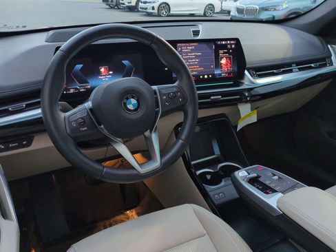 Certified 2025 BMW X1 xDrive28i w/ Technology Package image 29