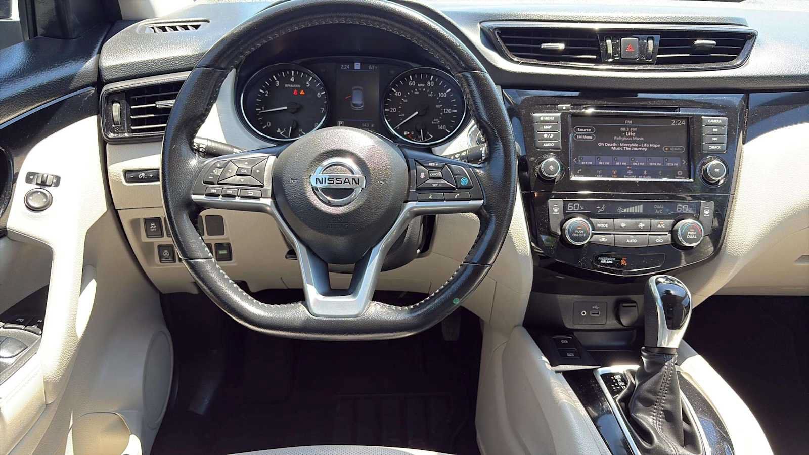 Used 2022 Nissan Rogue Sport SL AWD/4WD image 19