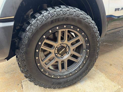 Used 2019 RAM 1500 Rebel AWD/4WD image 16
