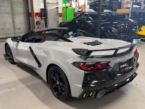 Used 2023 Chevrolet Corvette Stingray Premium Conv w/ Z51 Performance Package image 10