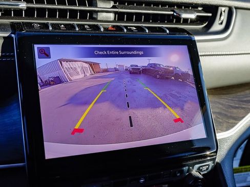 New 2025 Jeep Grand Cherokee Limited w/ Black Appearance Package image 24