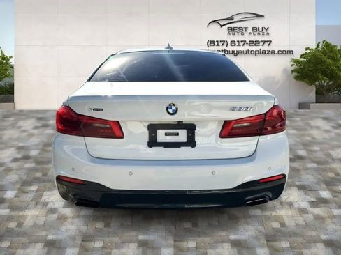 Used 2019 BMW 530i xDrive w/ M Sport Package image 5