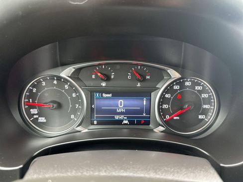 Used 2023 GMC Terrain SLE w/ Driver Convenience Package image 12