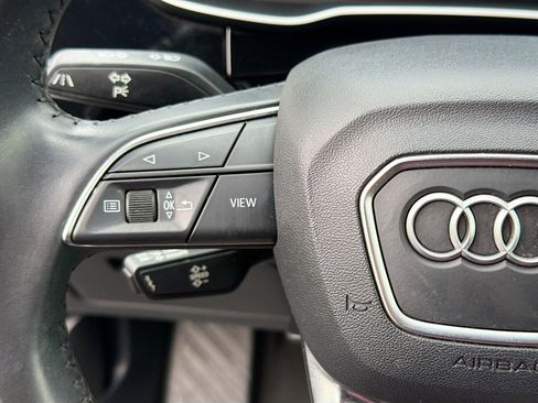 Used 2020 Audi Q3 2.0T Premium w/ Convenience Package image 37