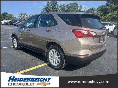 Used 2019 Chevrolet Equinox LS AWD/4WD image 6