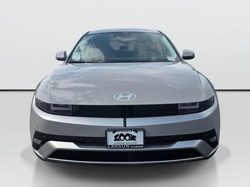 New 2025 Hyundai Ioniq 5 SE AWD/4WD image 7