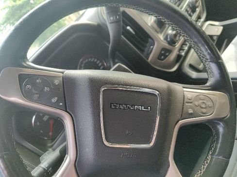 Used 2016 GMC Sierra 1500 Denali w/ Enhanced Driver Alert Package AWD/4WD image 28