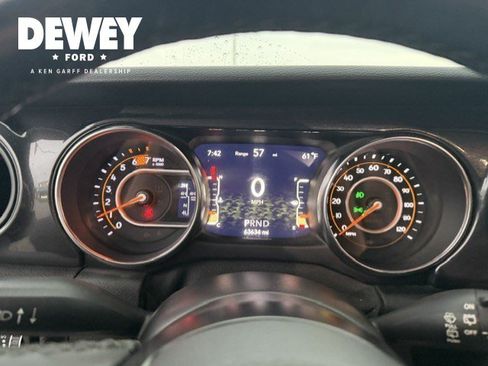 Used 2021 Jeep Wrangler Unlimited Sport AWD/4WD image 14