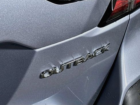 Used 2022 Subaru Outback Premium AWD/4WD image 23