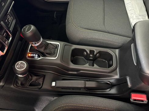 New 2026 Jeep Gladiator Sport AWD/4WD image 35