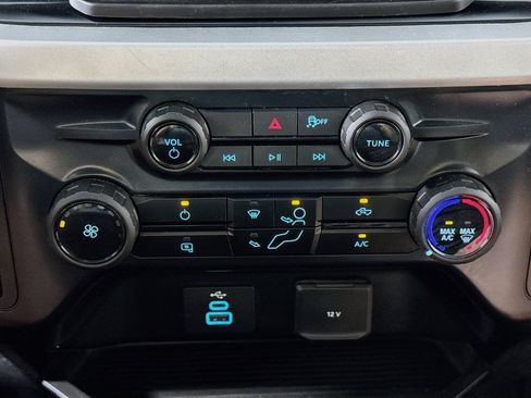 Used 2025 Ford F250 XLT AWD/4WD image 18