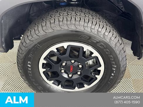 Used 2025 Toyota Tacoma TRD Off-Road AWD/4WD image 14