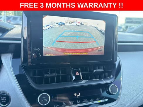 Used 2024 Toyota Corolla SE w/ SE Convenience Package FWD image 18