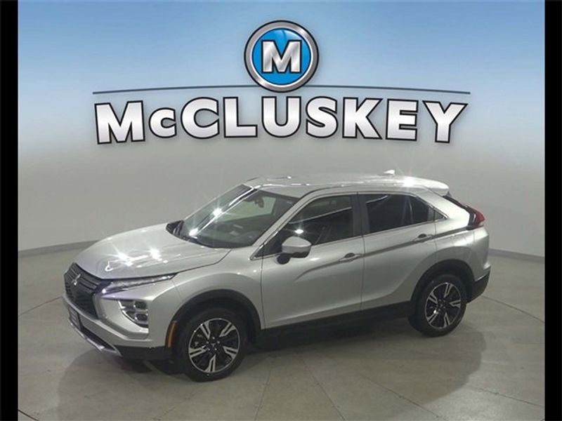 Used 2024 Mitsubishi Eclipse Cross SE image 1