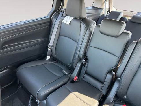 New 2026 Honda Odyssey EX-L image 13