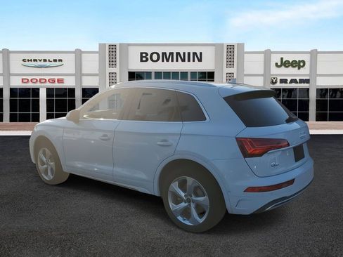 Used 2021 Audi Q5 Prestige w/ Prestige Package image 4