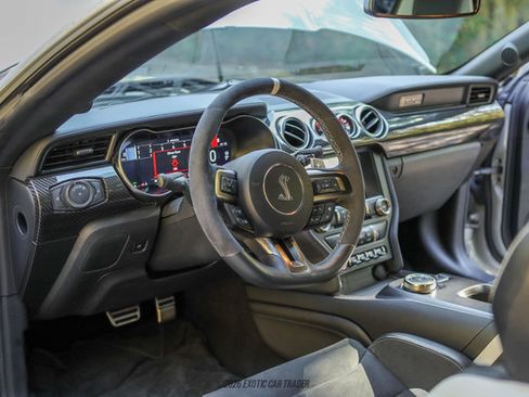 Used 2020 Ford Mustang Shelby GT500 w/ Technology Package image 20