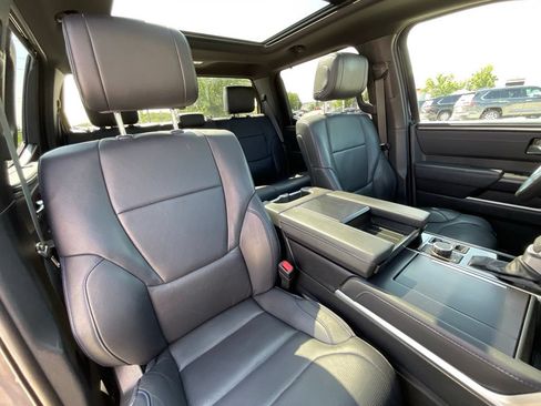 Used 2023 Toyota Tundra Platinum w/ Advanced Package AWD/4WD image 19