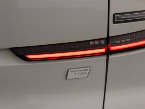 Used 2023 Volvo C40 P8 Recharge Plus AWD/4WD image 41