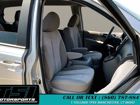 Used 2014 Kia Sedona LX image 7