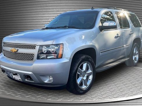 Used 2012 Chevrolet Tahoe LTZ AWD/4WD image 3