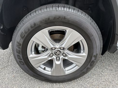 Certified 2023 Toyota RAV4 XLE w/ Convenience Package FWD image 28