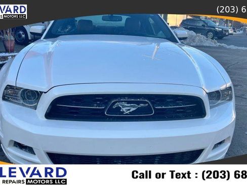 Used 2013 Ford Mustang Premium image 1