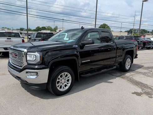 Used 2016 GMC Sierra 1500 SLE w/ SLE Value Package AWD/4WD image 3
