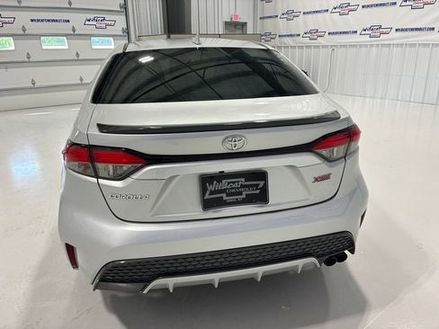Used 2020 Toyota Corolla XSE FWD image 5
