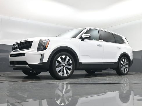 Used 2022 Kia Telluride S image 52