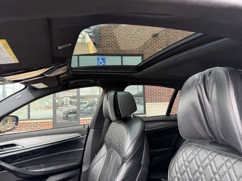 Used 2018 BMW M550i xDrive w/ Driving Assistance Package image 32