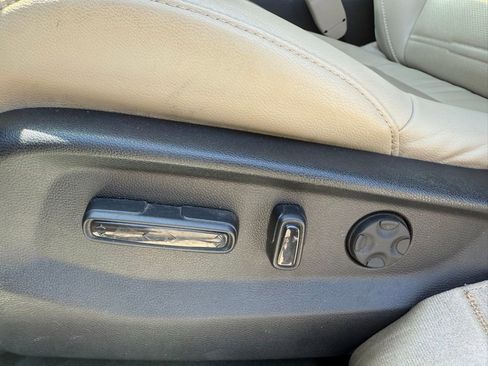 Used 2019 Honda CR-V EX-L image 7