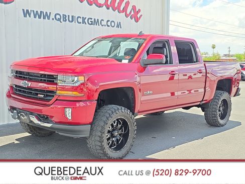 Used 2018 Chevrolet Silverado 1500 LT w/ Texas Edition AWD/4WD image 3