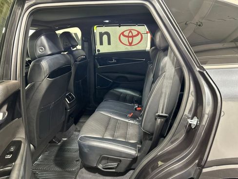 Used 2017 Kia Sorento SX AWD/4WD image 22