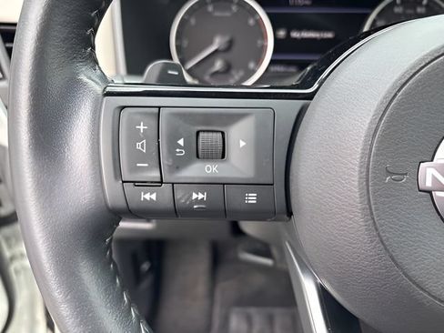 Used 2023 Nissan Rogue SV w/ SV Premium B Package AWD/4WD image 17