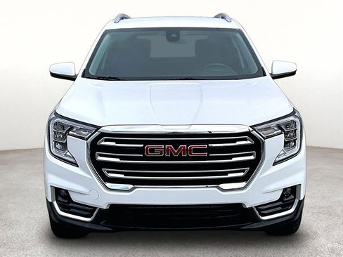 Used 2024 GMC Terrain SLT AWD/4WD image 5