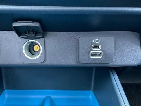 Used 2025 Ford Maverick XLT w/ XLT Luxury Package image 35