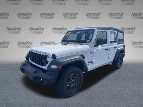 Used 2024 Jeep Wrangler Unlimited Sport AWD/4WD image 4