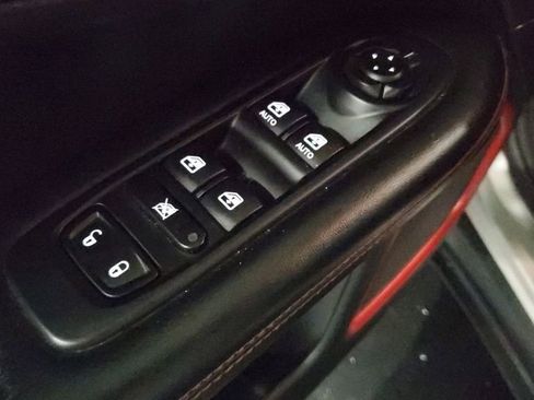 Used 2020 Jeep Compass Trailhawk image 21