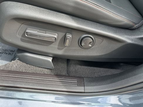 Used 2025 Honda CR-V Sport Touring image 14