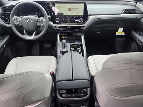 New 2026 Lexus TX 350 AWD image 30