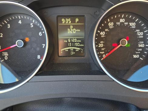 Used 2015 Volkswagen Jetta SE image 15