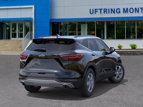 New 2025 Chevrolet Blazer LT w/ Convenience Package FWD image 4