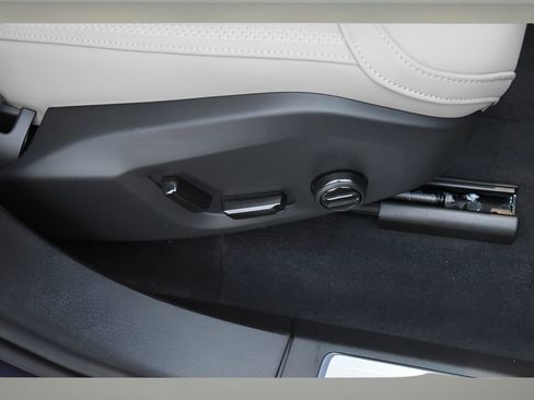 New 2026 Volvo XC90 B6 Plus AWD/4WD image 32