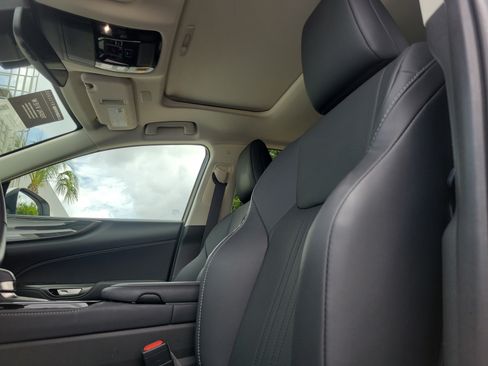 Certified 2025 Lexus NX 350 AWD w/ Accessory Package (K3) image 23