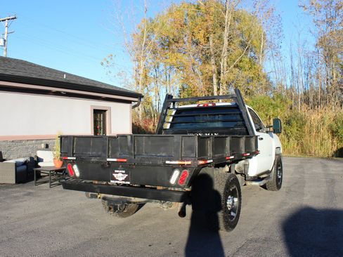 Used 2015 Chevrolet Silverado 3500 W/T w/ Snow Plow Prep Package image 5