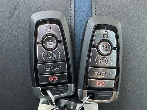 New 2026 Ford F250 Platinum image 49