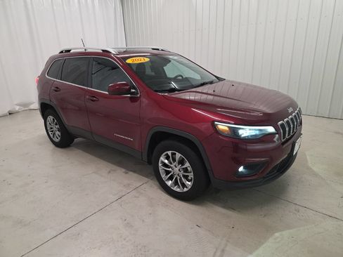 Used 2021 Jeep Cherokee Latitude Lux w/ Sun & Sound Group AWD/4WD image 7